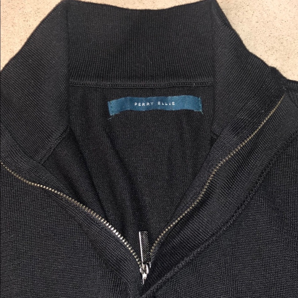 😎 Perry Ellis Sweater
